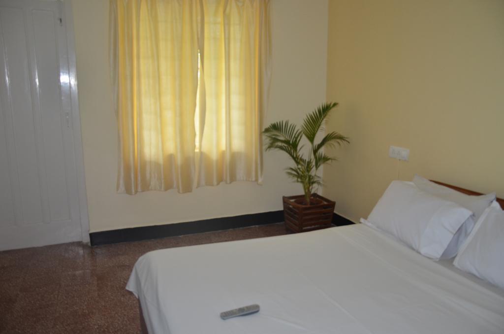 Hotel Ferreira Resort Lonavala Oda fotoğraf